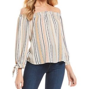 NWT Jolt Long Junior's Shirt & Blouses